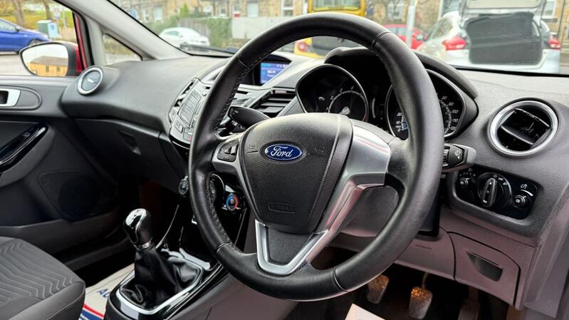 FORD FIESTA