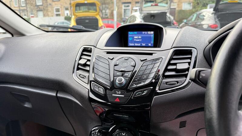FORD FIESTA