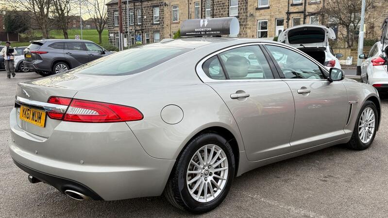 JAGUAR XF