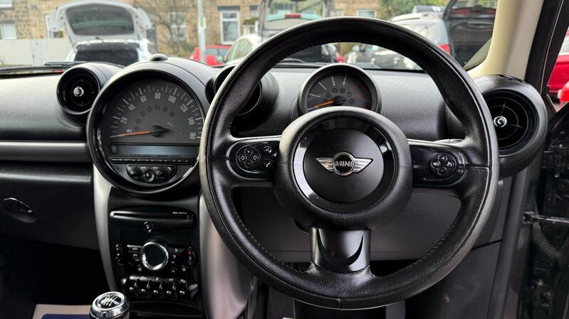 MINI PACEMAN