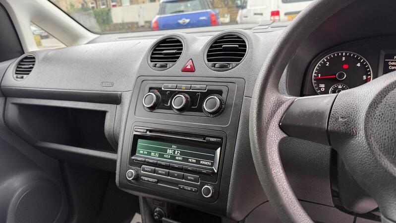 VOLKSWAGEN CADDY