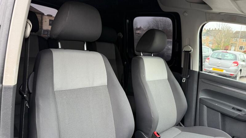 VOLKSWAGEN CADDY