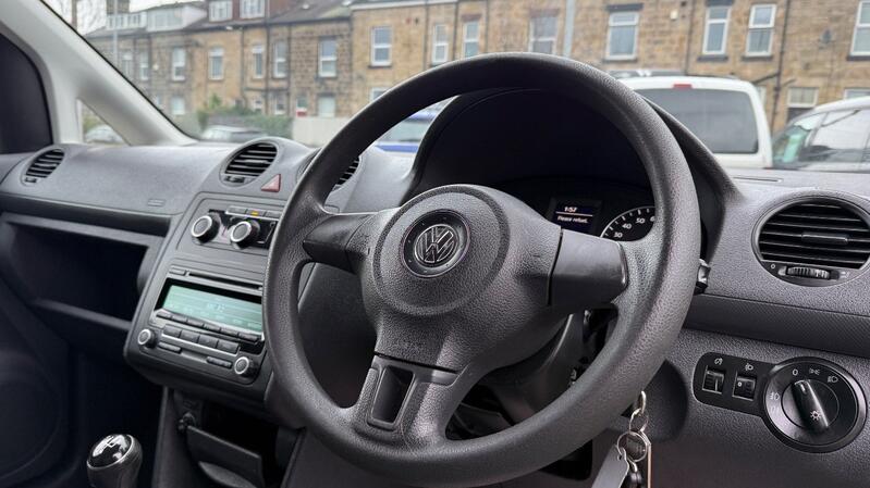 VOLKSWAGEN CADDY