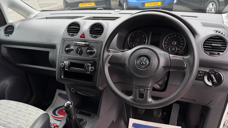 VOLKSWAGEN CADDY