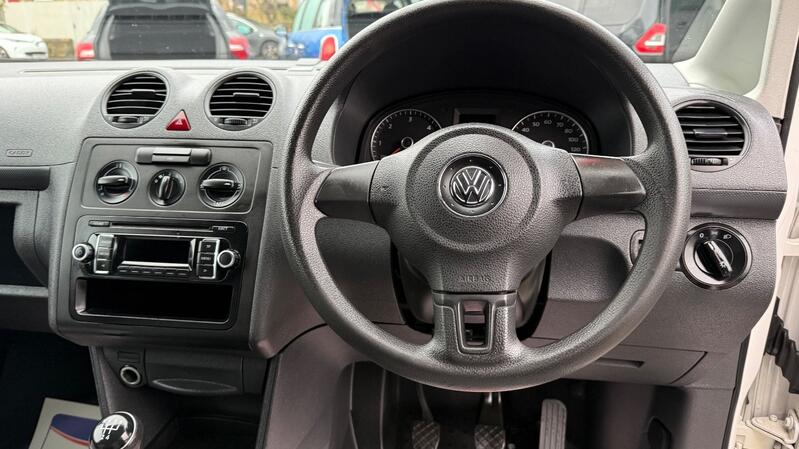 VOLKSWAGEN CADDY