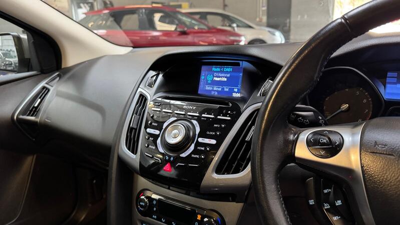 FORD FOCUS
