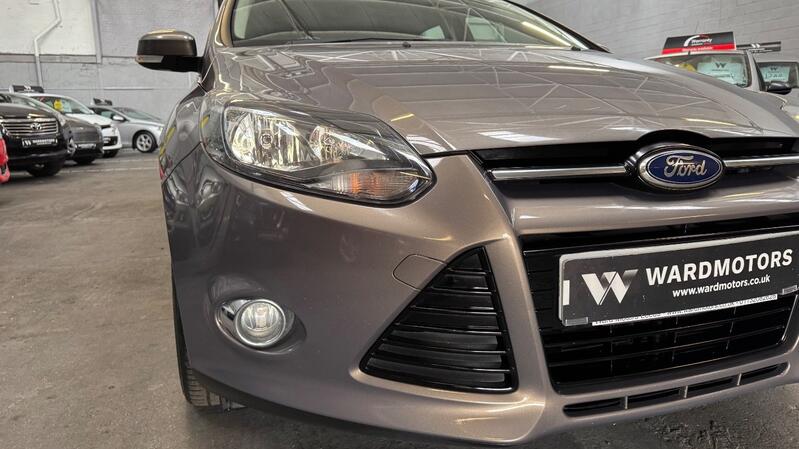 FORD FOCUS