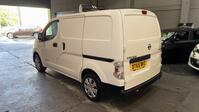 NISSAN E-NV200