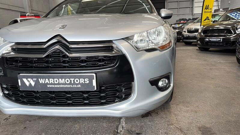 DS AUTOMOBILES DS 4