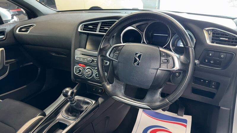 DS AUTOMOBILES DS 4