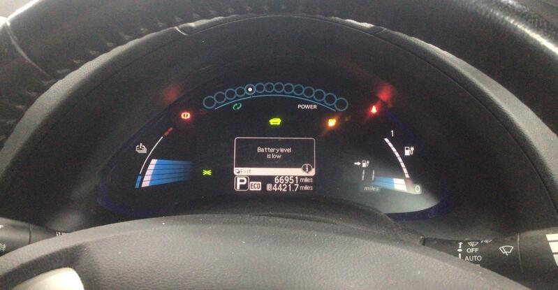 NISSAN LEAF